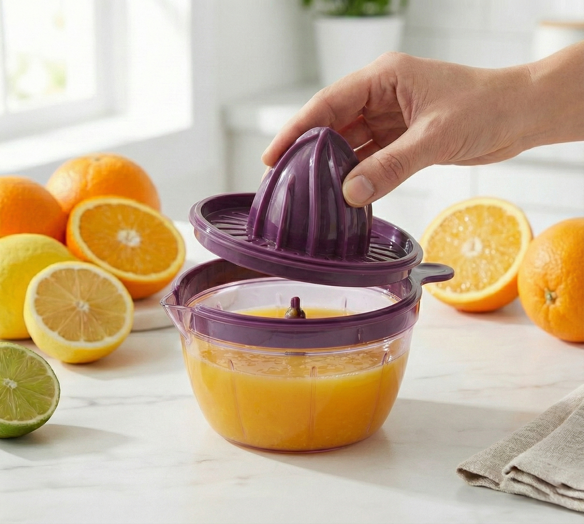 Supermom Little Hand Manual Juicer