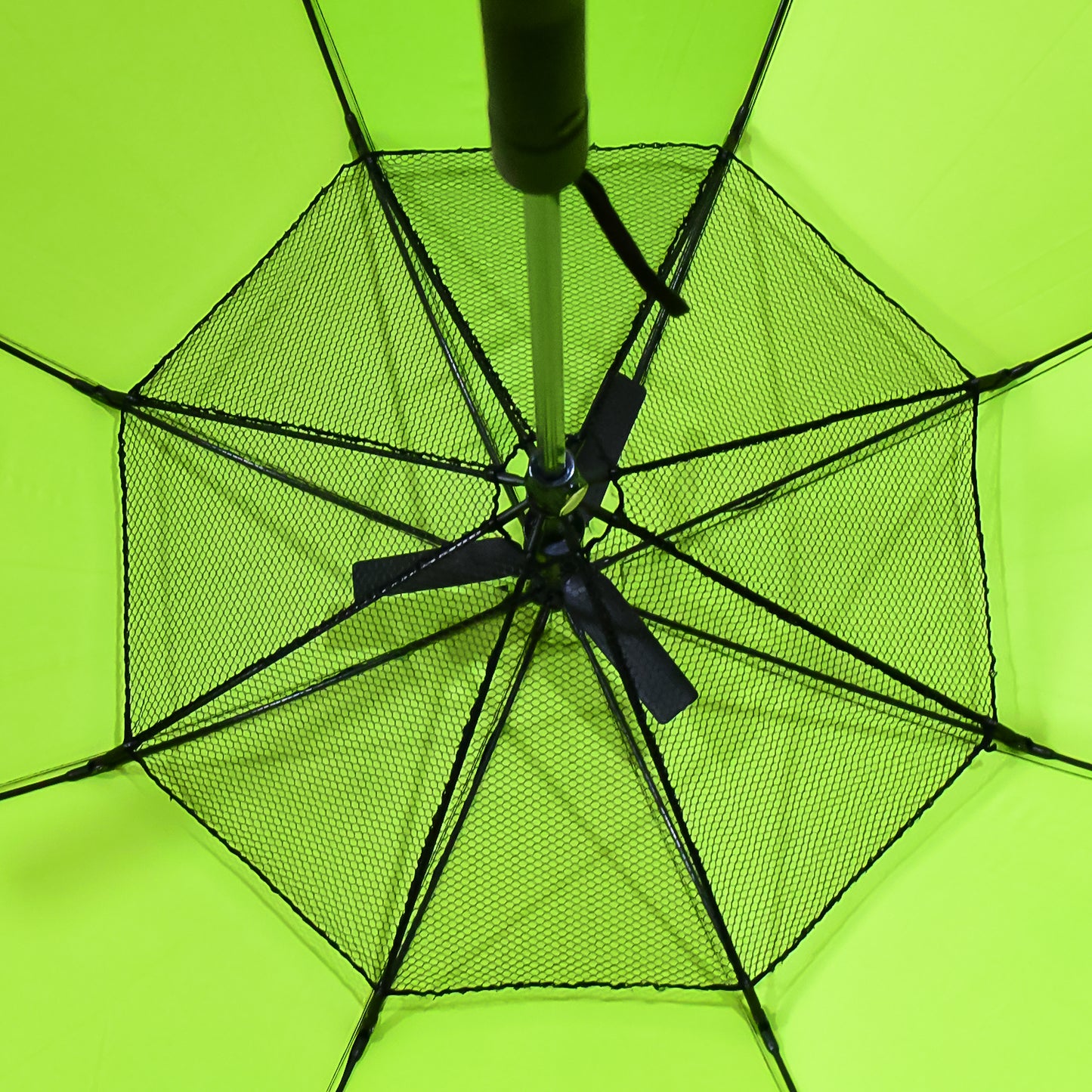 Sun umbrella with inside power fan