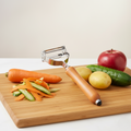 Vegetable & Fruit Peeler