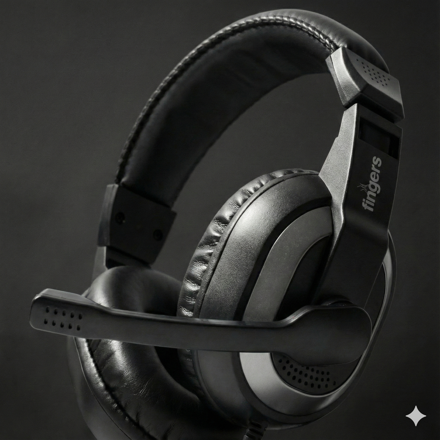 Wired Headset With Noise-isolating Mic Set