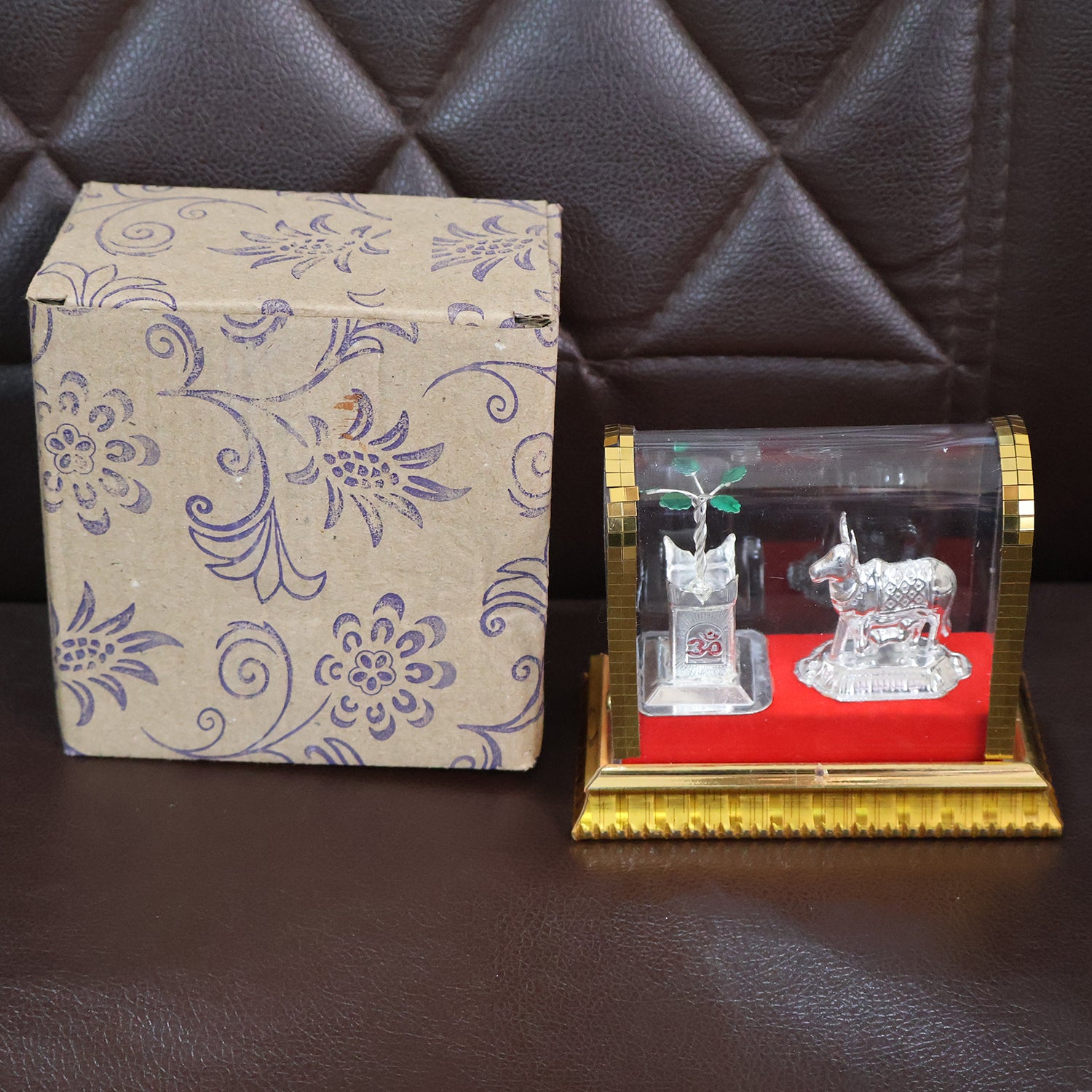 Decorative Kamdhenu Cow With Calf And Tulsi Plant Idol Set Wukusy